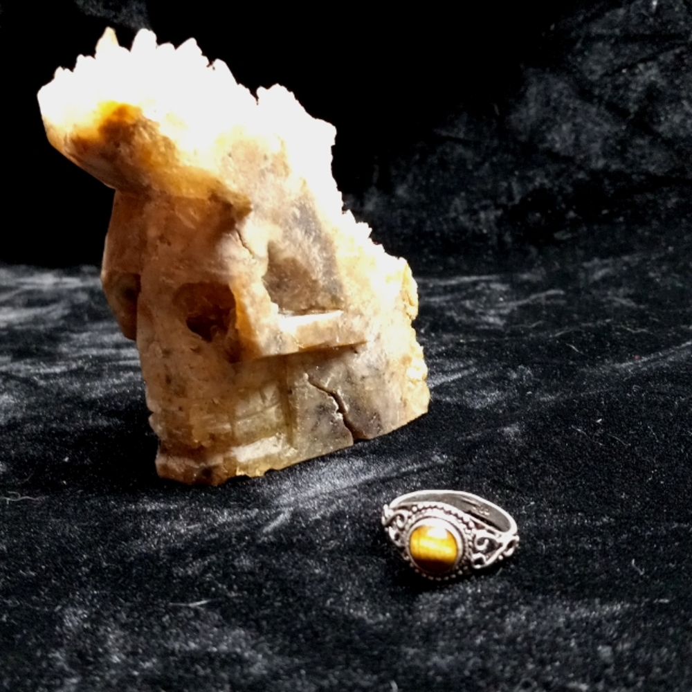 121 Tiger Eye Silver Gemstone Ring size 7.5 stamped 925 shipping sale